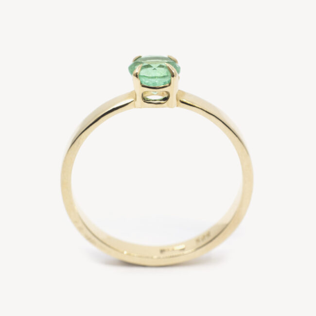 gold emerald ring