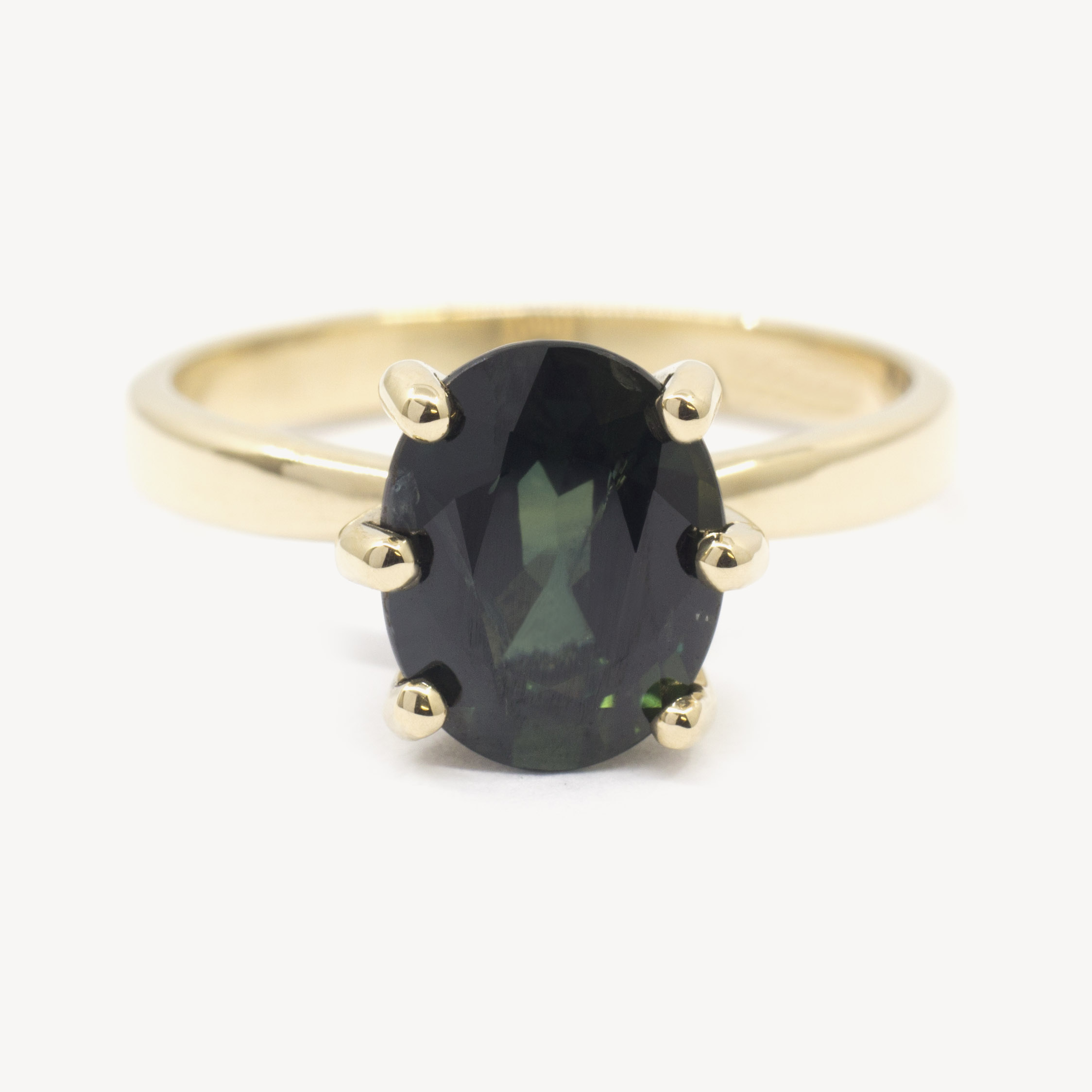 gold sapphire ring